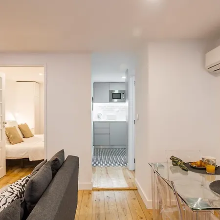Apartmán Alfama Chic Penabuquel *