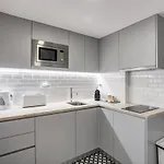 דירה Alfama Chic Penabuquel ליסבון
