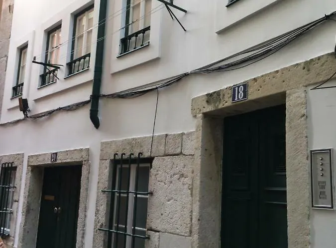 Alfama Chic Penabuquel Apartmán *