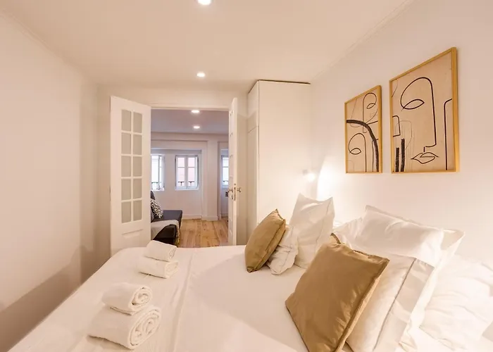 Alfama Chic Penabuquel Апартаменты Лиссабон