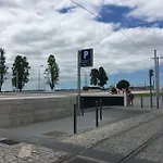 Alfama Chic Penabuquel شقة